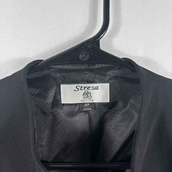 Stresa Petite Women's Black Collarless Fitted Peplum Blazer Jacket Size 6P - Picture 2 of 4